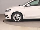 Škoda Fabia (2025) 1.0 TSI, Top Selection, FullLe - náhled 14