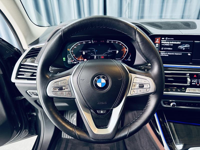 BMW X7 (2021) 4.0d*xDrive*NEZ.TOP*TAŽ*LASER  - fotka 18 z 47