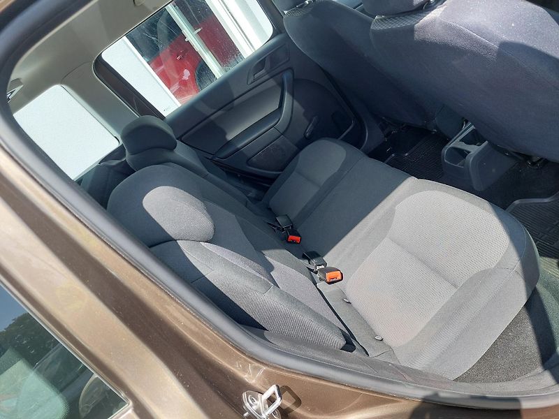 Škoda Yeti (2013) 2.0TDi Active 4x4 - fotka 25 z 40