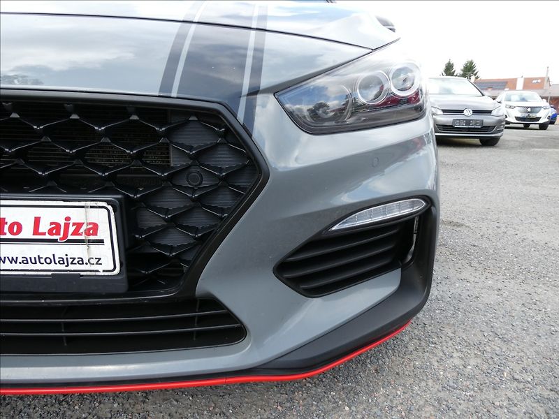Hyundai i30 2,0 i N 202kW serviska - fotka 4 z 50