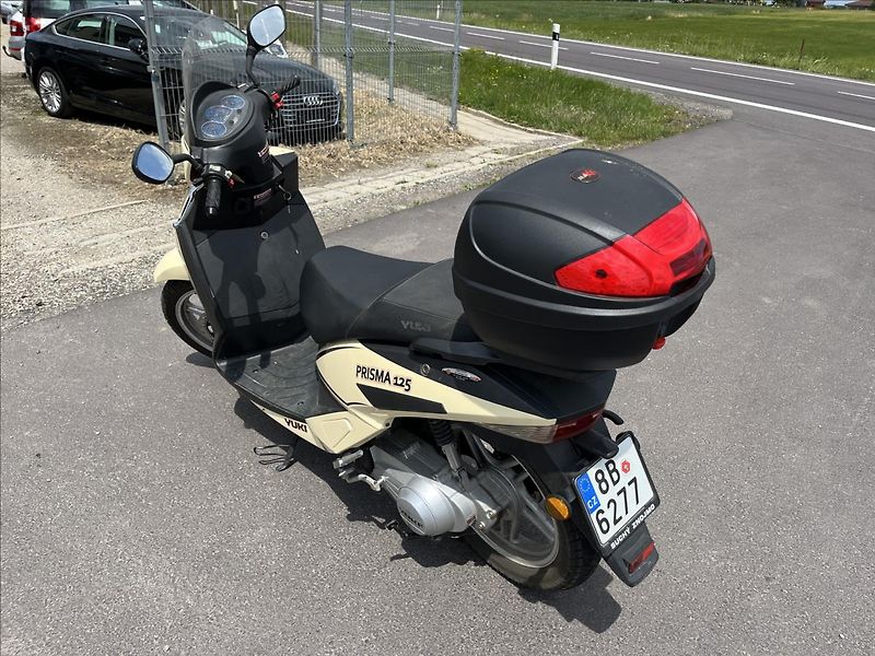 Yuki ZNEN PRISMA 125 ČR 1MAJ.   0,1 - fotka 5 z 7