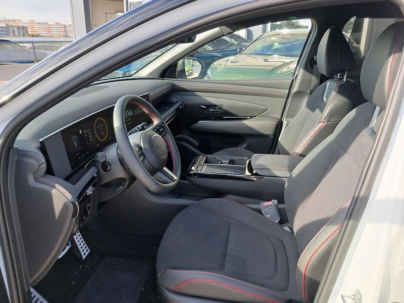 Hyundai Tucson Hybrid, 1,6T-GDI HEV N-LINE - fotka 10 z 13
