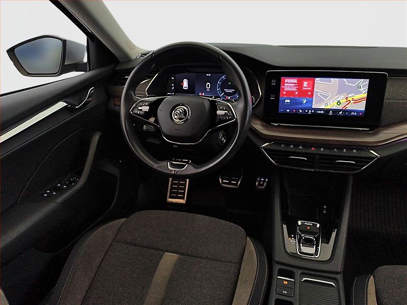 Škoda Octavia (2023) Scout 2.0 TDI - fotka 7 z 21