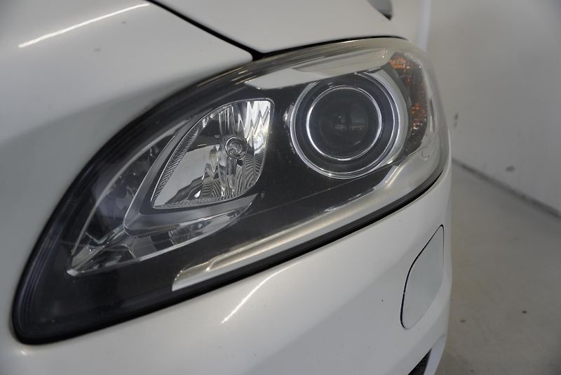 Volvo V60 2.0 T6  AWD R-DESIGN AUTOMAT - fotka 24 z 33