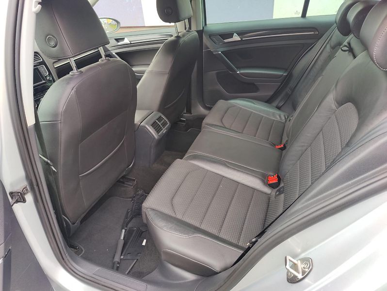 Volkswagen Golf 1,6 TDI Bluemotion /CEBIA - fotka 14 z 29