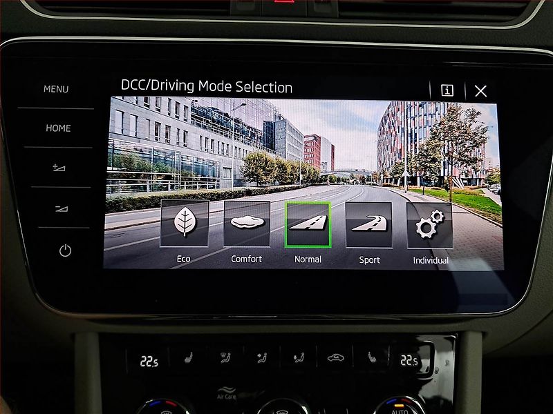 Škoda Superb (2020) Laurin&Klement 2.0 TDI - fotka 22 z 24