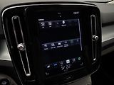 Volvo XC40 T3 MOMENTUM REZERVACE - náhled 41