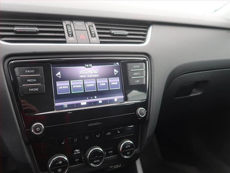 Škoda Octavia (2018) 1.5 TSI, Serv.kniha, Tempomat - fotka 15 z 17