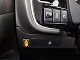 Mitsubishi Outlander (2017) 2.0, Tempomat, Park. senzory - náhled 17