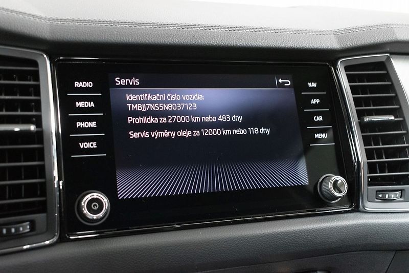 Škoda Kodiaq 2.0 TDI DSG*KAMERA*ACC*DPH - fotka 27 z 36
