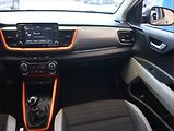 Kia Stonic (2018) 1.25 CVVT, Xenony, Tempomat - náhled 8