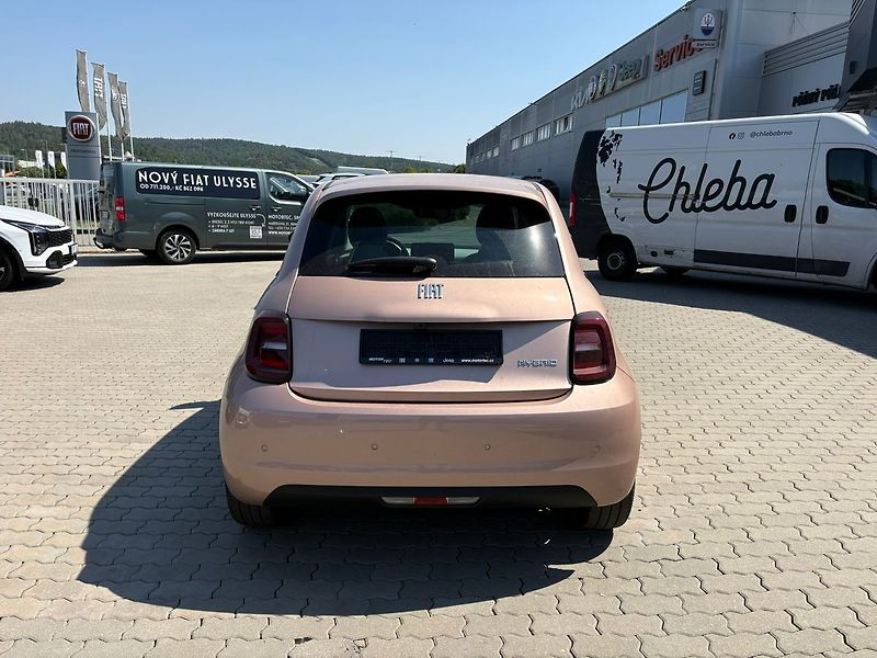 Fiat 500 (2026) Hybrid La Prima HB 1.0 BSG 65k - fotka 6 z 18