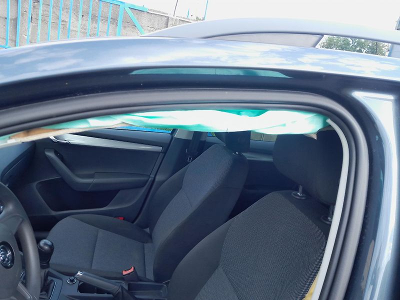 Škoda Octavia (2016) 1,2 TSI Serviska 2x klíč - fotka 13 z 17