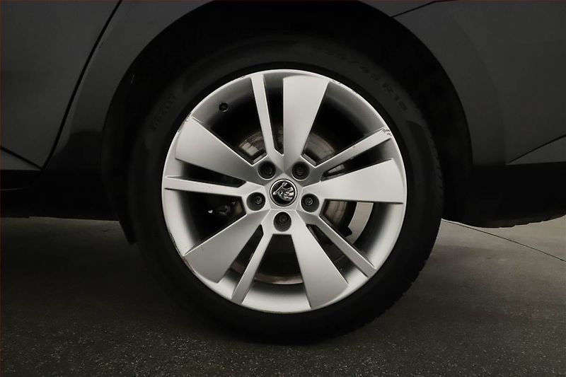 Škoda Superb (2020) Style 2.0 TDI, Automat, ČR - fotka 20 z 20