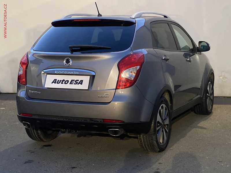 SsangYong Korando (2015) 2.0 e-XDi AWD, AC, TZ, park - fotka 4 z 17