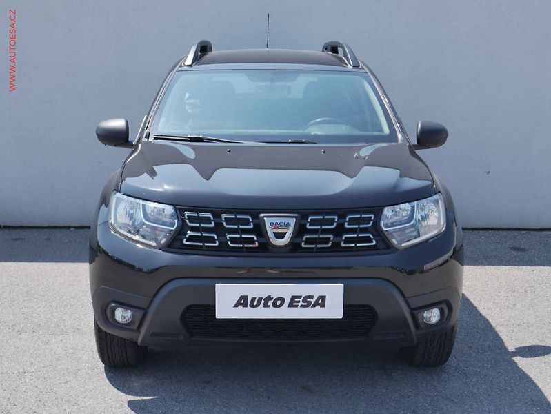 Dacia Duster (2019) 1.6 i, ČR, AC, park.čidla - fotka 2 z 13