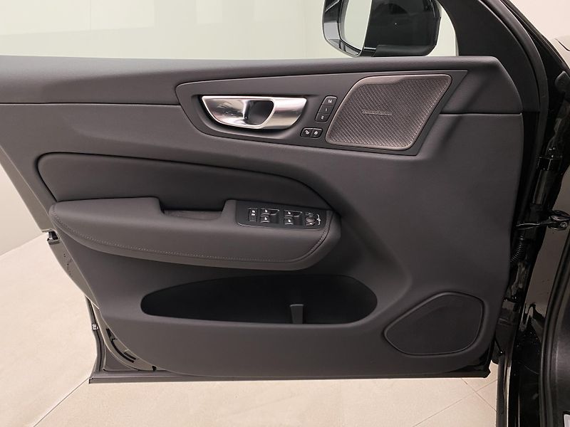 Volvo XC60 (2026) B5 AWD AUT BRIGHT PLUS  - fotka 7 z 61