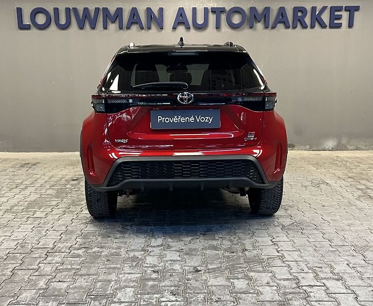 Toyota Yaris Cross 1.5 Hybrid AT GR SPORT TECH 13 - fotka 18 z 20
