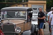 Hippies v broučku, Velorex i Praga ozdobily sraz veteránů v Rožnově pod Radhoštěm.