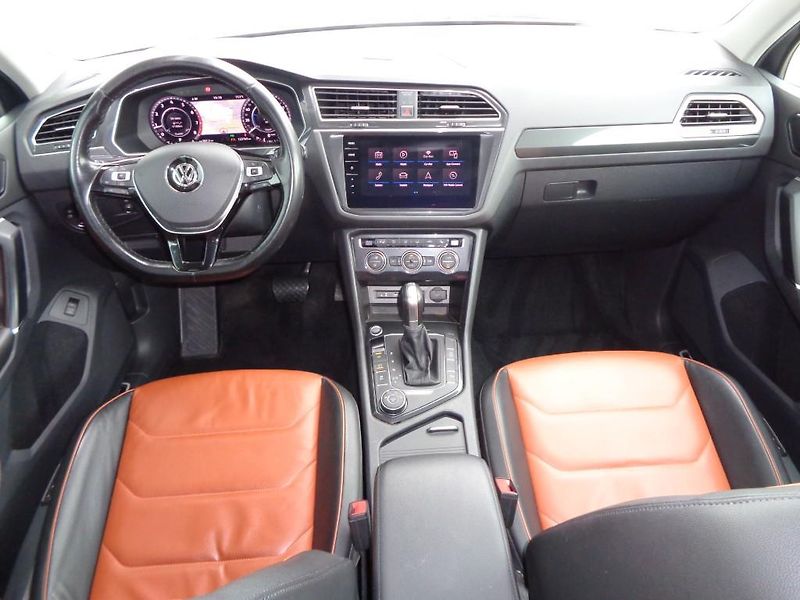 Volkswagen Tiguan 2.0 TSI DSG Highline 4Motion 1 - fotka 12 z 30