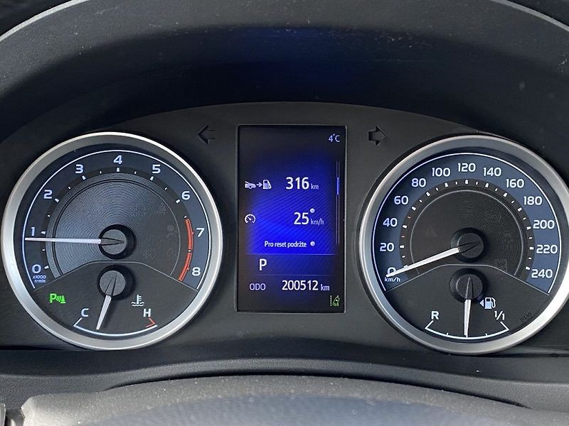 Toyota Corolla 1.6i, ČR-2m, Trend+, automat - fotka 15 z 29