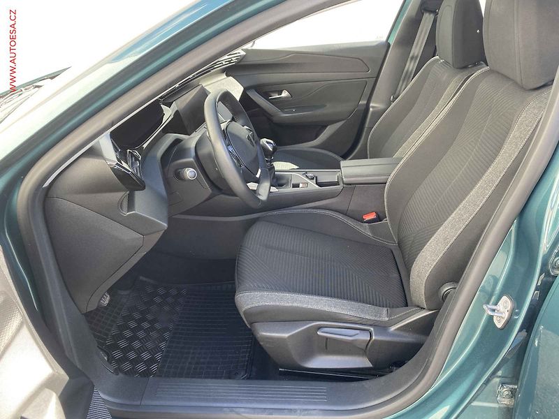 Peugeot 308 (2022) 1.2 i, 1.maj,ČR, Active - fotka 9 z 17