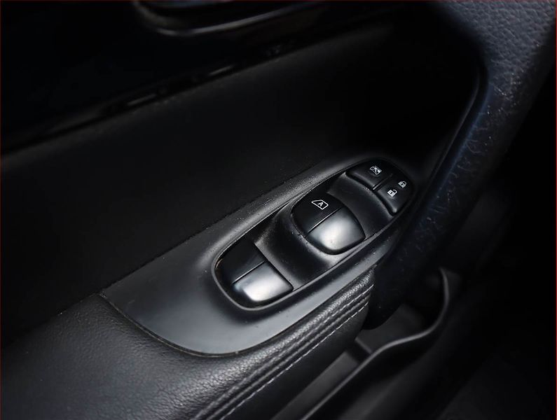 Nissan Qashqai (2014) 1.6 dCi, Serv.kniha, Kůže - fotka 21 z 22