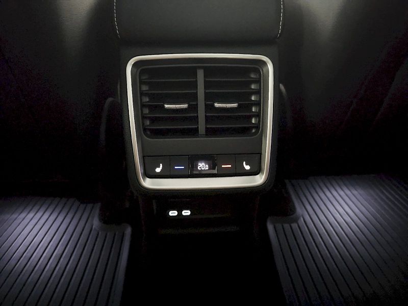 Škoda Enyaq (2025) 85X 210kW SPORTLINE MAXX - fotka 27 z 33