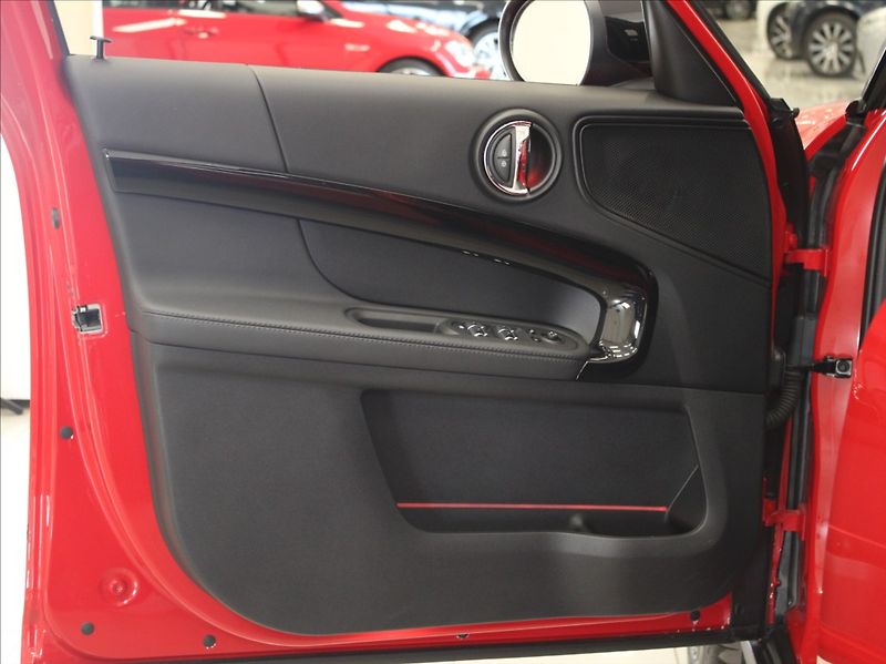 Mini Countryman 1,5 Turbo JCW-Paket 15tkm! ČR - fotka 20 z 30