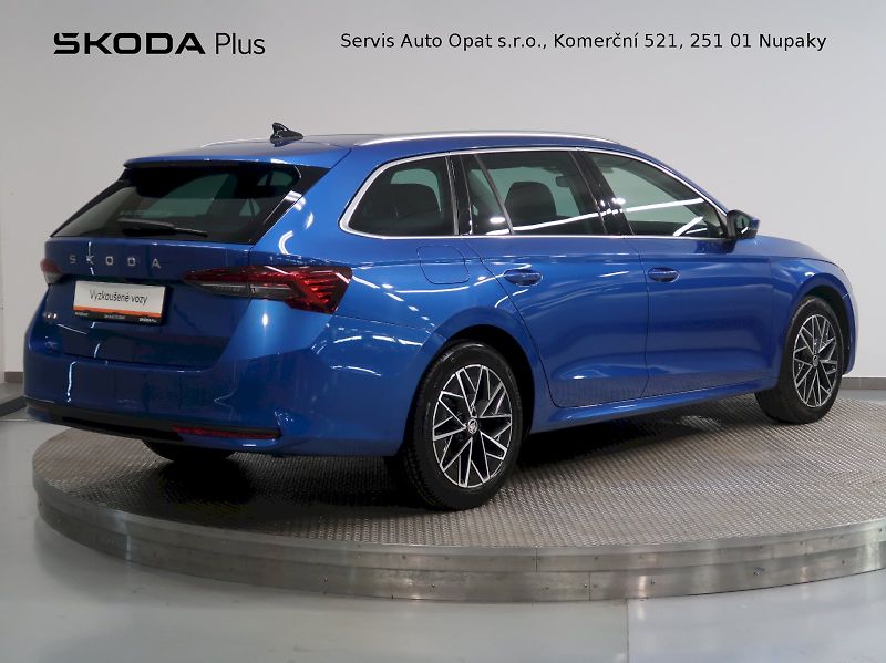 Škoda Octavia (2024) TOP SELECTION 1.5TSI 110KW - fotka 2 z 40