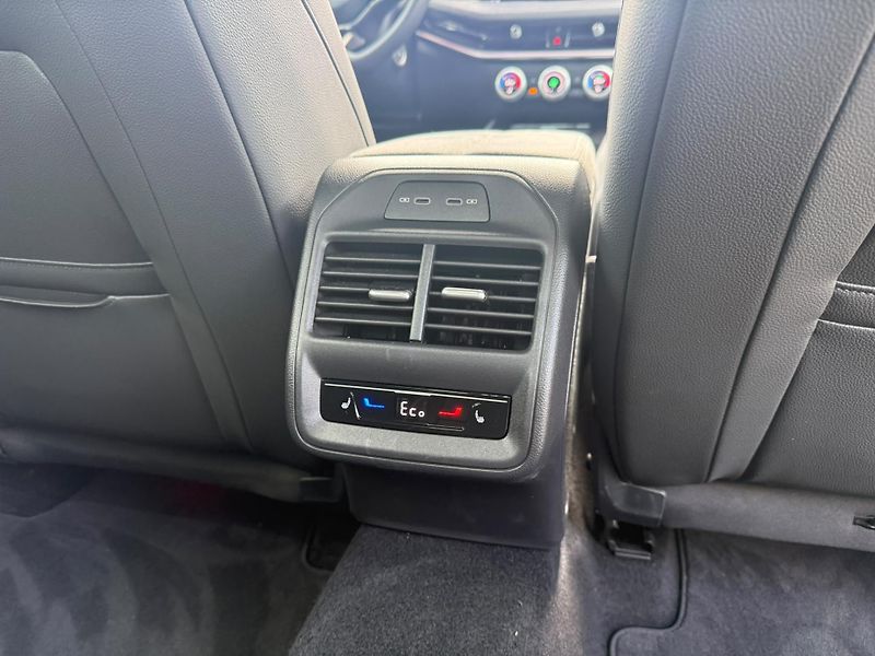 Škoda Superb iV Sportline 1,5TSI 150kw DSG - fotka 25 z 28