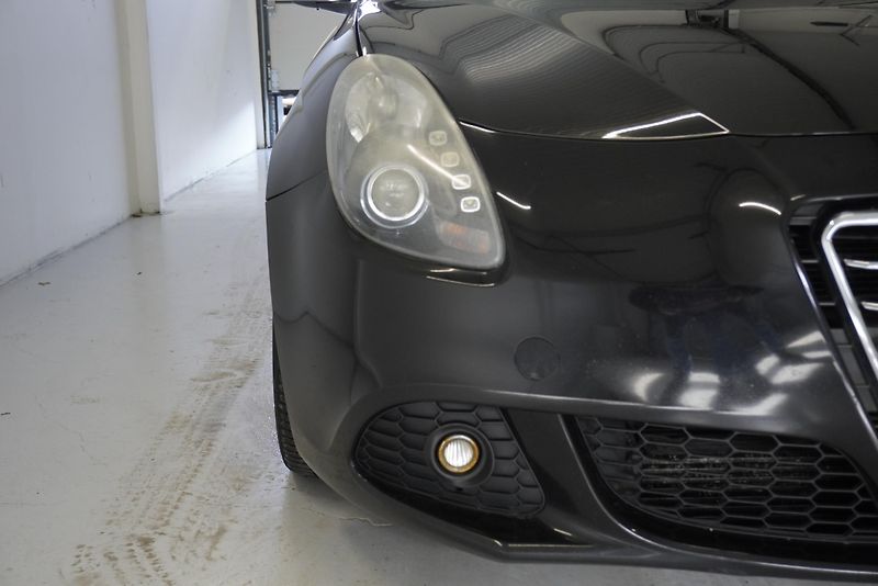 Alfa Romeo Giulietta 1.75 TBI QUADRIFOGLIO VERDE - fotka 3 z 27