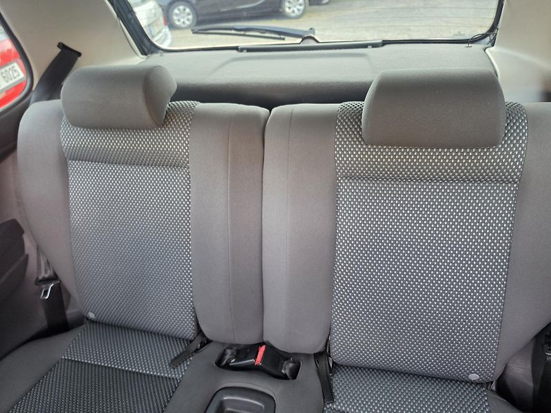 Volkswagen Fox 1.2  - fotka 10 z 21