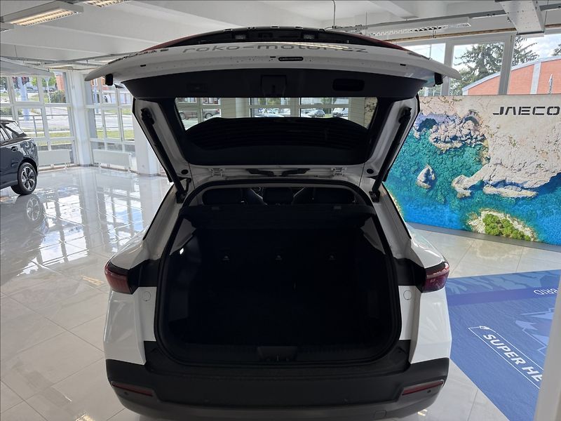 Omoda 5 0,0   EV Premium - fotka 8 z 12