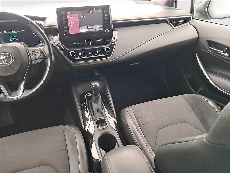 Toyota Corolla (2020) 1.8 Hybrid - fotka 8 z 16