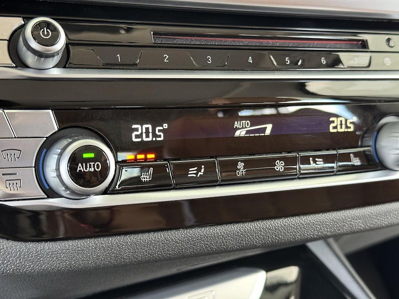 BMW X3 30d xDrive*X-LINE*LED*KeyLess - fotka 24 z 41