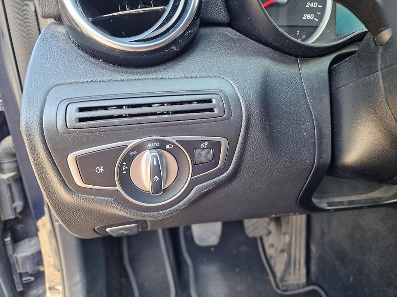 Mercedes-Benz Třídy C C200d 118KW FL KAMERA NAVI - fotka 22 z 27