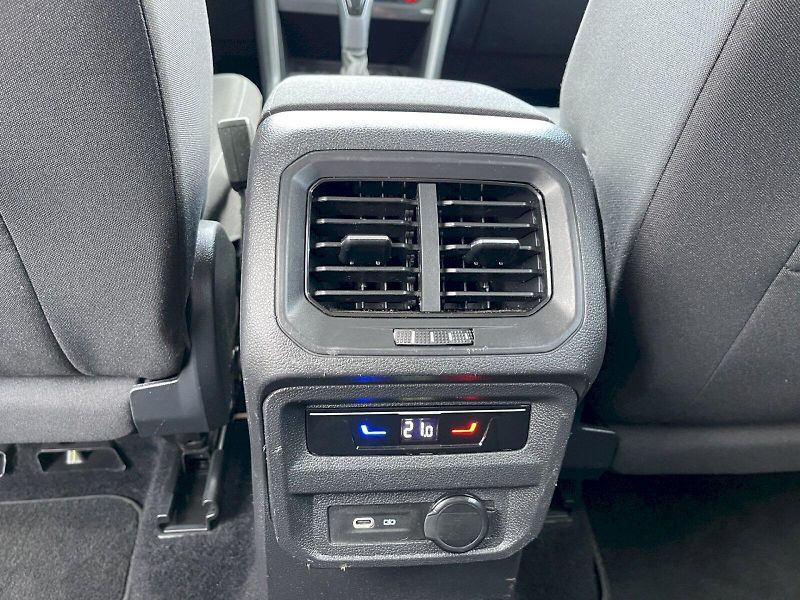 Volkswagen Tiguan Allspace (2022) 2.0 TDI 110kW 4MOTION DSG Life - fotka 24 z 33