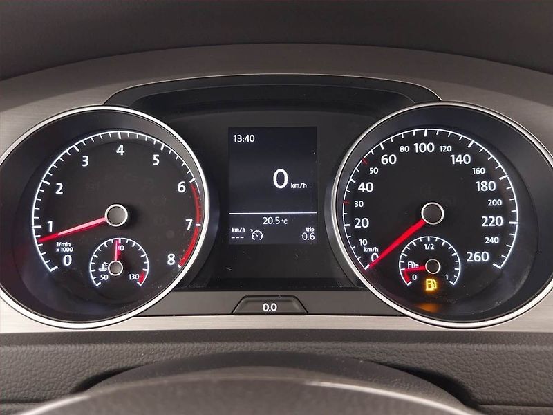Volkswagen Golf (2016) 1.2 TSI, Serv.kniha, Tempomat - fotka 11 z 20