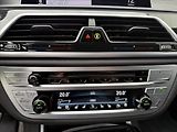BMW Řada 7 3,0 xDrive 740d - náhled 18
