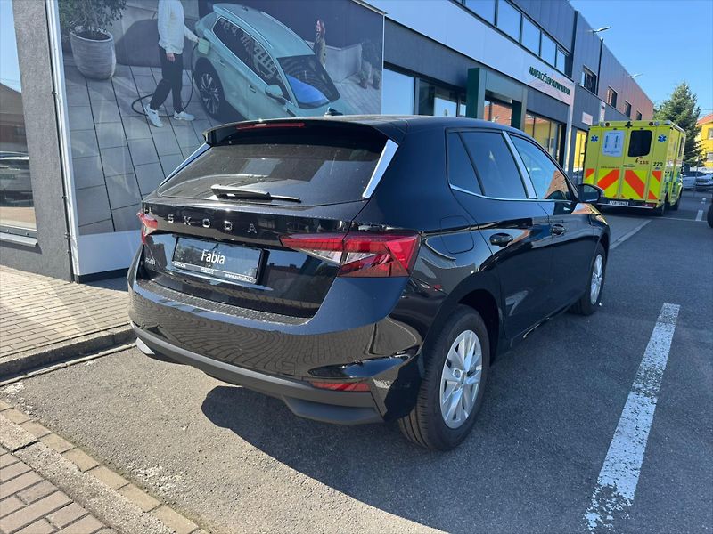 Škoda Fabia (2026) 1,0 TSI 85 kW  Top Selection - fotka 5 z 10