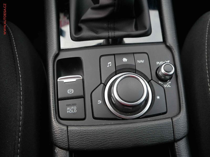Mazda CX-3 (2019) 2.0 i, 2.maj,ČR, Klima - fotka 17 z 24
