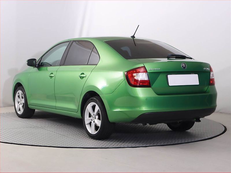 Škoda Rapid (2018) 1.2 TSI, Navi, Bi-Xenony - fotka 4 z 20