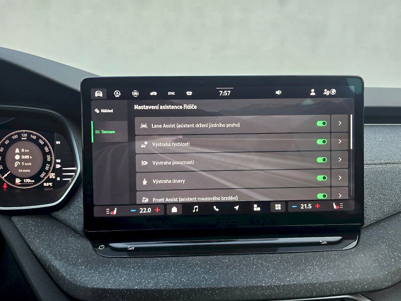 Škoda Octavia (2024) 1,5TSI 110KW Top Selection - fotka 12 z 36