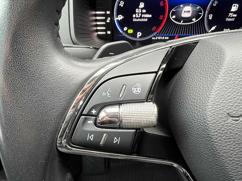 Škoda Karoq 2.0 TDi 110 kW 1.MAJITEL DPH - fotka 16 z 20