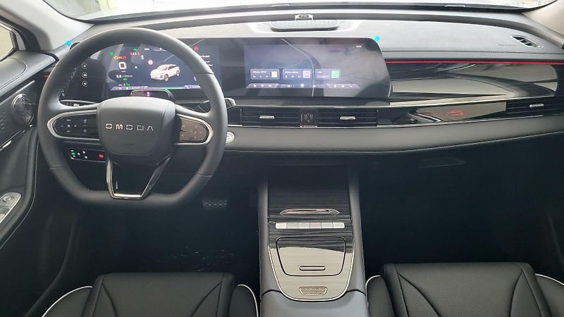 Omoda 5 (2025) PREMIUM 1,6 TGDI - fotka 15 z 26