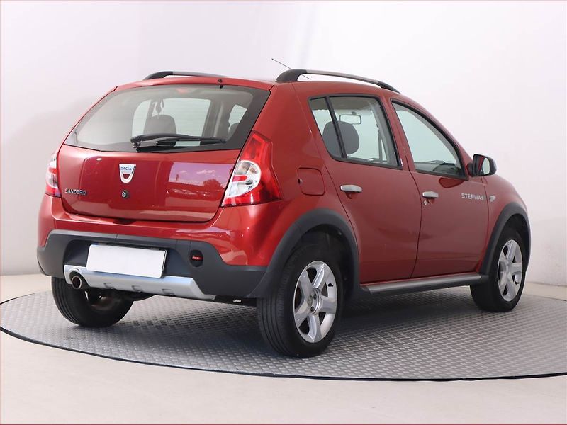 Dacia Sandero (2011) 1.6 MPI, Serv.kniha, nová STK - fotka 5 z 14