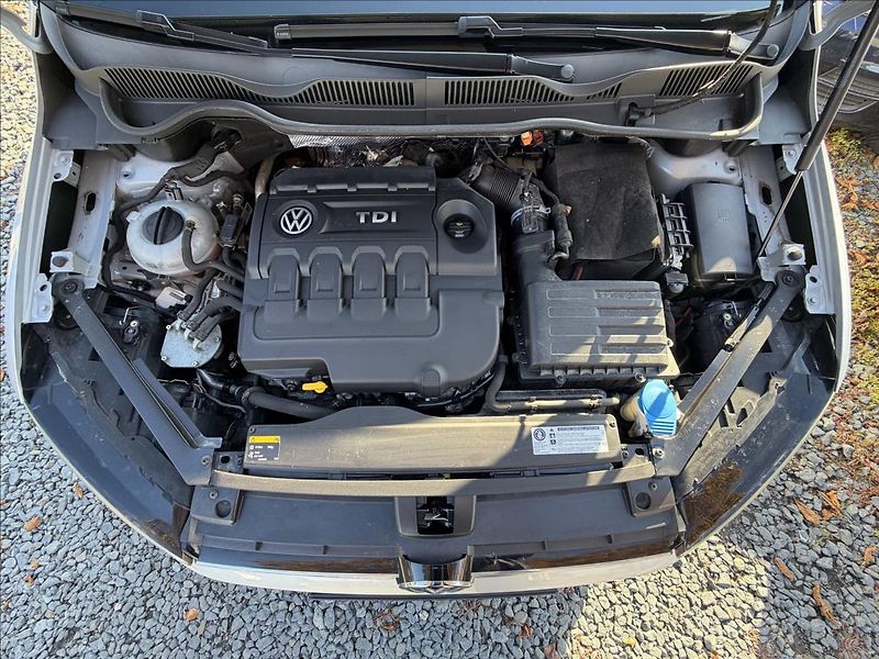 Volkswagen Golf Sportsvan 1,6 TDi 81kW  Serviska,Navigac - fotka 41 z 49