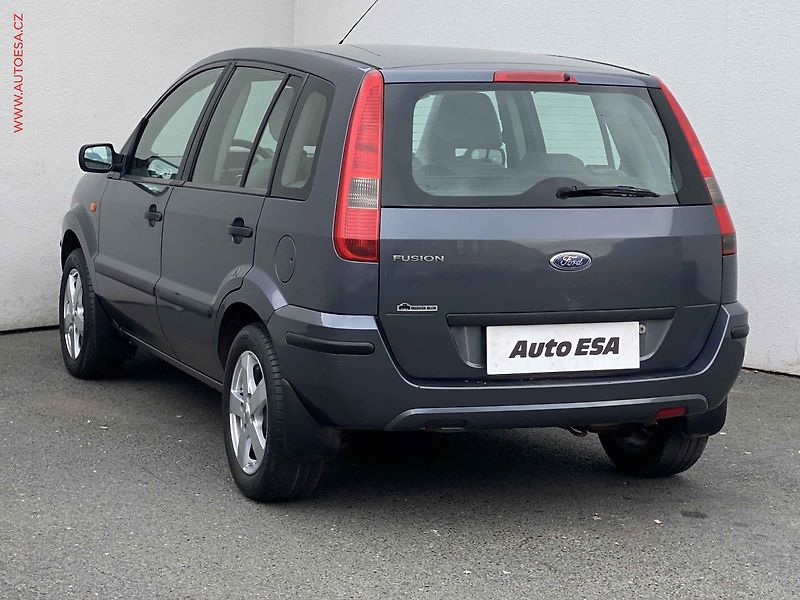 Ford Fusion (2005) 1.4 i, 2.maj,ČR, AC - fotka 6 z 14