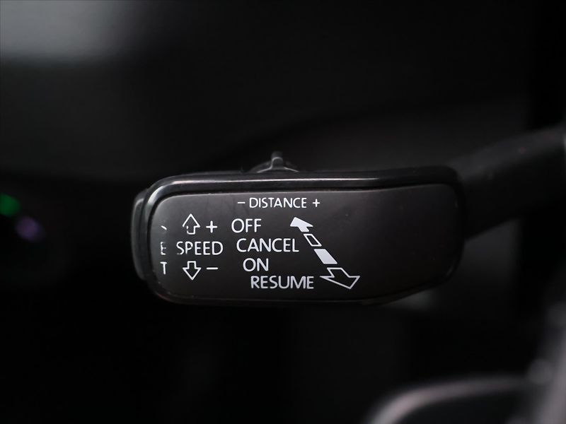 Škoda Karoq 2,0 TDI DSG 4x4 Sportline DPH - fotka 17 z 32